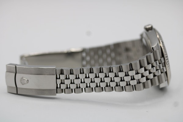 Rolex Datejust 41 126334 Blue Baton 2024 Full Set Unpolished - image 11