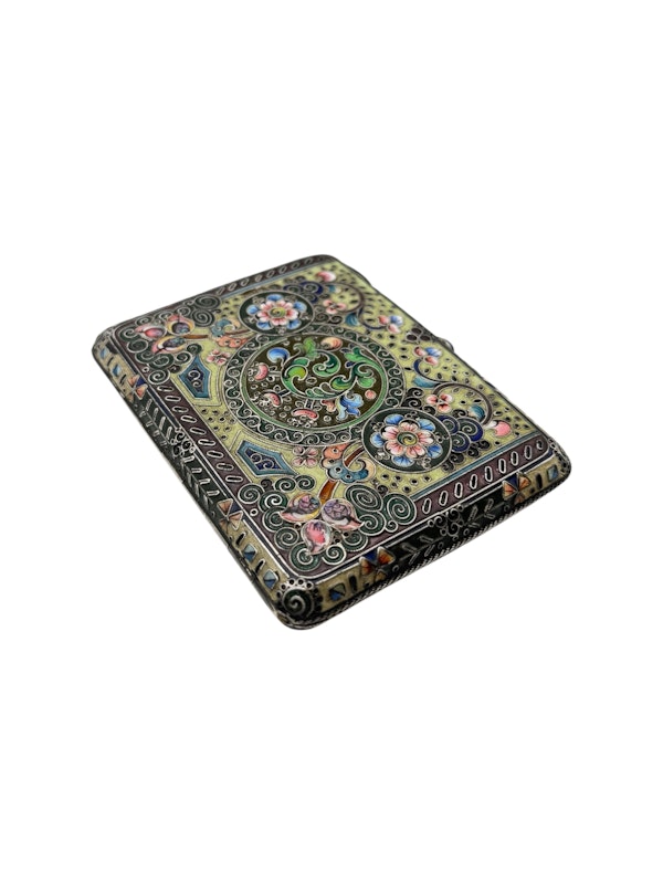 Russian silver gilt and cloisonné and shaded enamel cigarette case, Moscow , c.1910 by БиГ. - image 3
