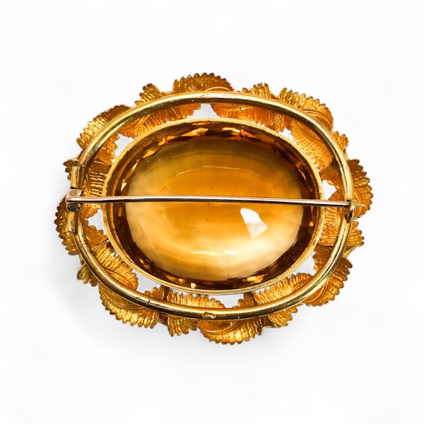 Victorian Citrine and Gold Brooch, Circa 1875 - image 10