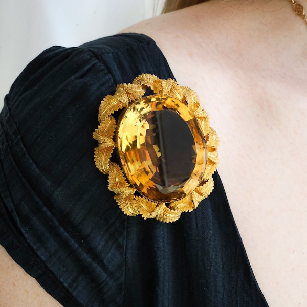 Victorian Citrine and Gold Brooch, Circa 1875 - image 8