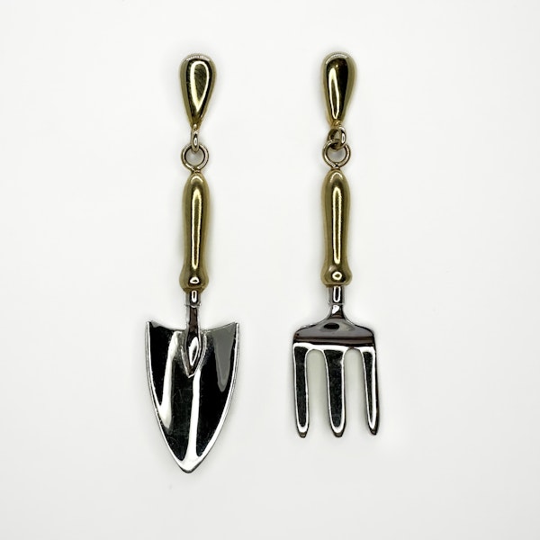 Fork & Trowel Gold Earrings - Saddingtons Jewellery Stand 375 - image 1