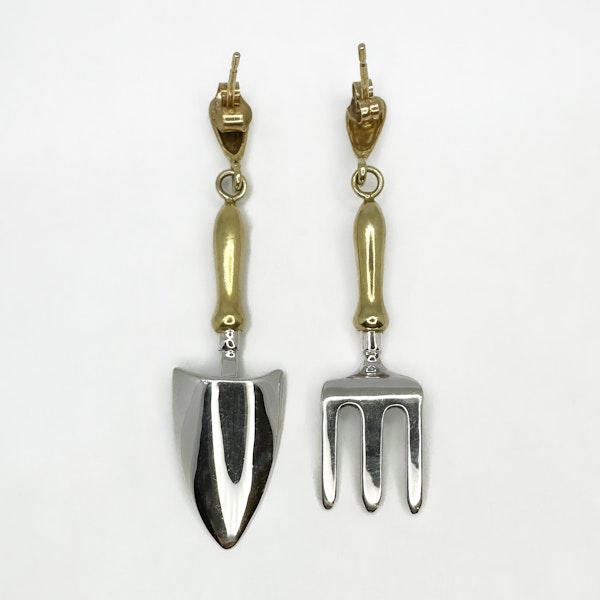 Fork & Trowel Gold Earrings - Saddingtons Jewellery Stand 375 - image 2