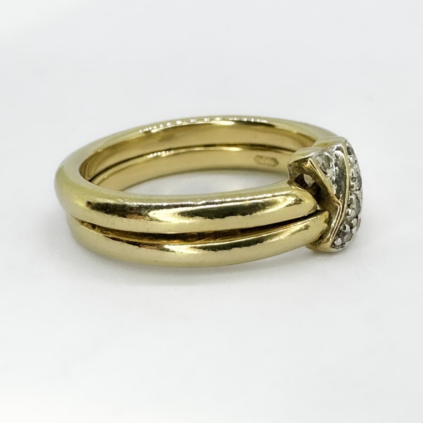 Intertwining Unity & Love Ring - Saddingtons Jewellery Stand 375 - image 2