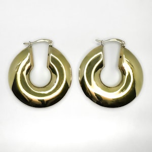 Chunky Wide Hoop Earrings 3cm - Saddingtons Jewellery Stand 375