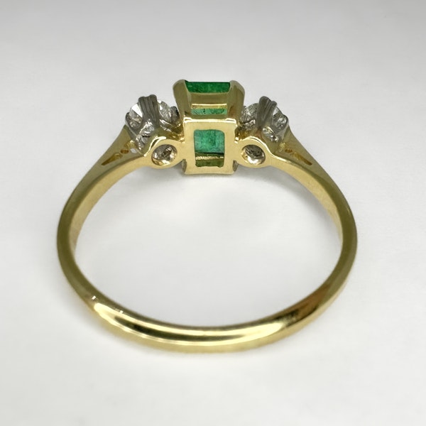 Emerald Diamond Trilogy Ring - Saddingtons Jewellery Stand 375 - image 4