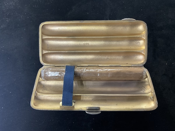 Antique silver cigar case - image 2