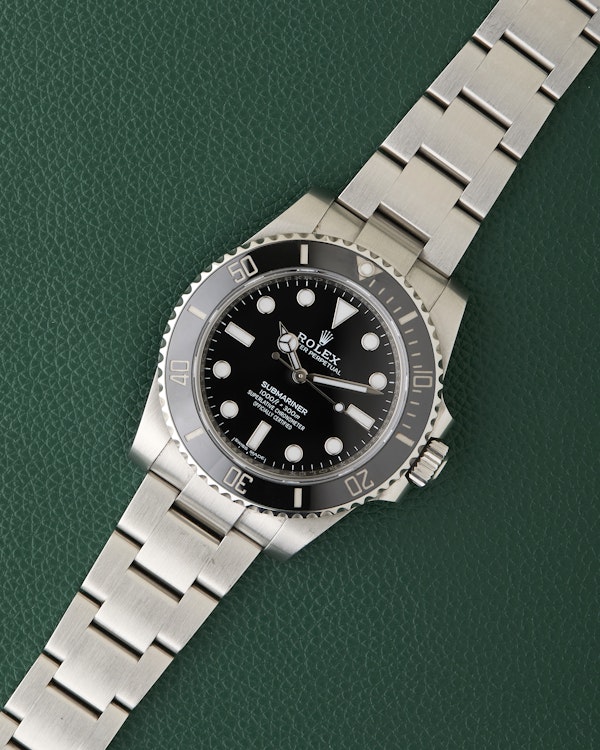 Rolex Ref.114060 Submariner No Date Oyster Full Set Box Papers 2020 - image 3