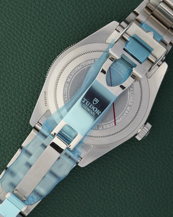 Tudor Ref.7943A10NU Black Bay 68 Blue Dial Full Set Box & Papers 2026 - image 9