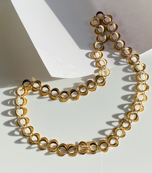 Theresia Hvorslev 18k Gold Flower Necklace - image 5