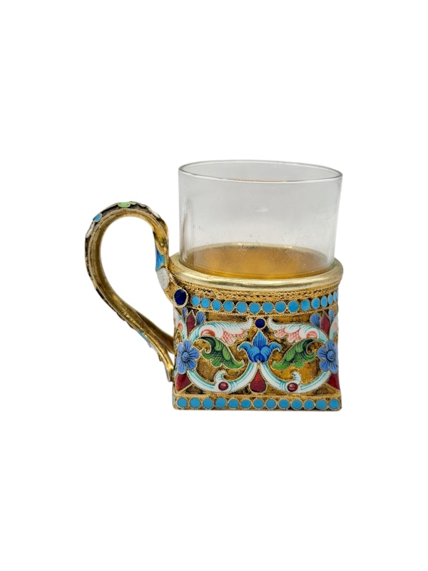 Russian silver gilt and cloisonné enamel vodka cup, Moscow, c.1900 by Ivan Saltykov. - image 3