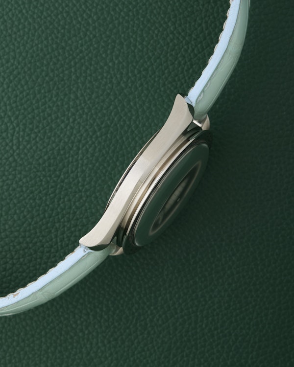 Omega Ref. 175.0041 Speedmaster Mother of Pearl Light Blue 1998 - image 5