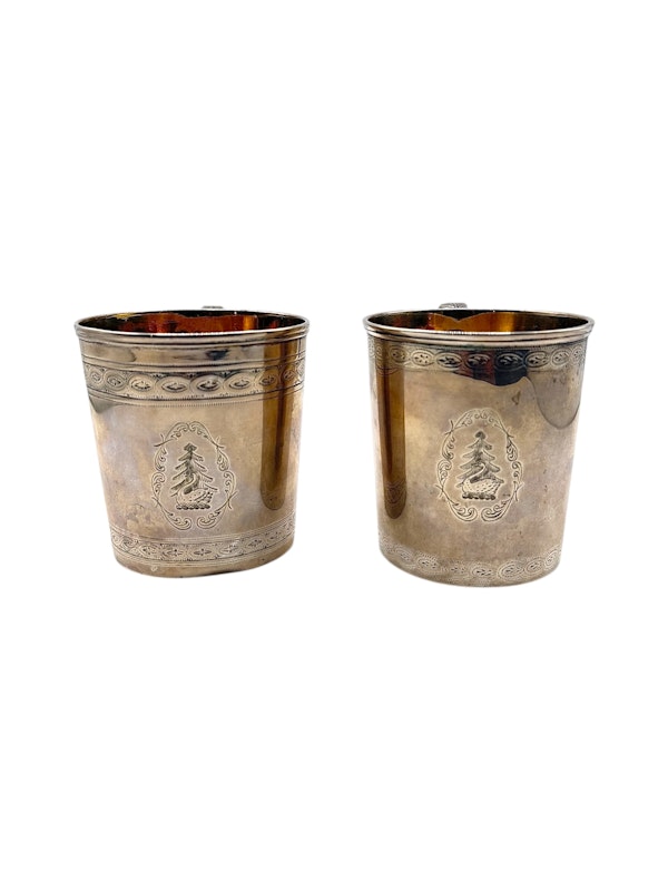 19th century Russian silver travelling mugs, St Petersburg, c.1810 by Alexander Yashimov. - image 2