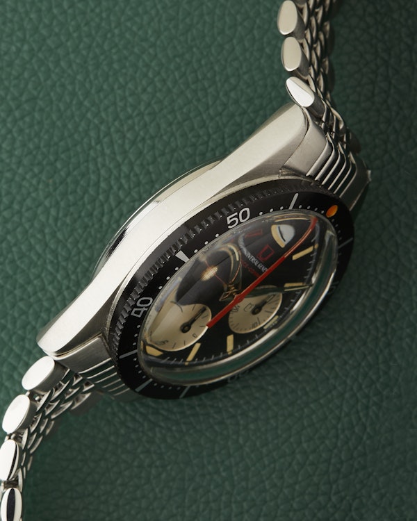 Universal Genève Ref. 885104/01 Space Compax 1960s - image 5