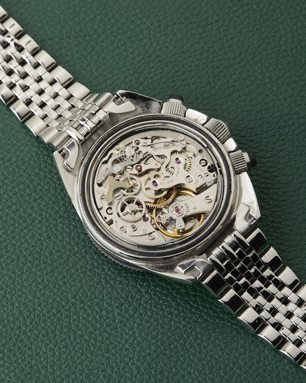 Universal Genève Ref. 885104/01 Space Compax 1960s - image 11