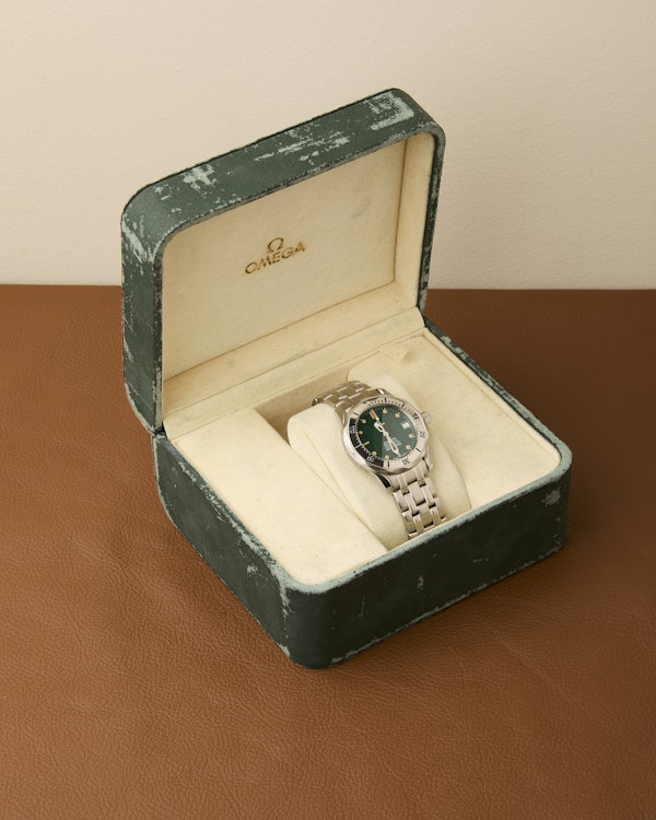 Omega Ref. 2553.41.00 Seamaster Jacques Mayol Limited Edition Green Full Set 1997 - image 15