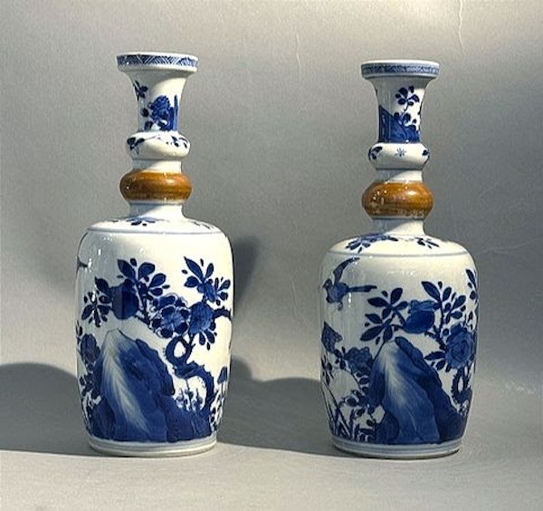 A PAIR OF RARE CHINESE 'MALLET FORM' VASES - image 2