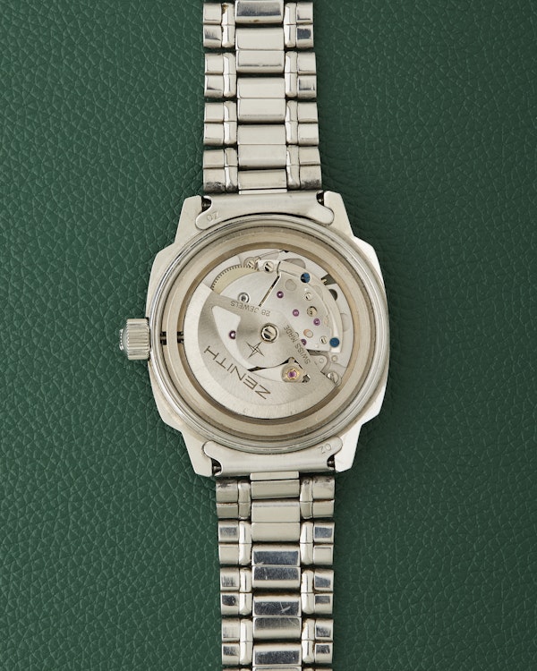 Zenith Defy AF/P Ref. A792 Day Date Cushion Shaped Automatic 1970 - image 11