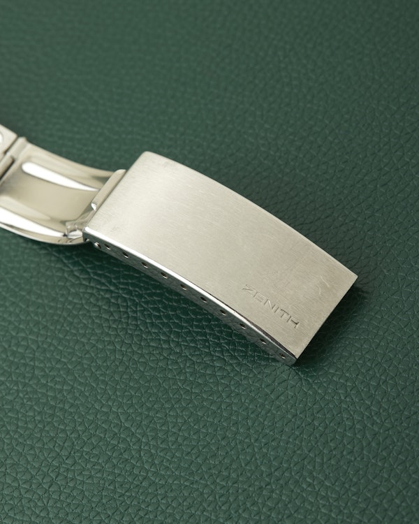 Zenith Ref. A769 Respirator TV-Shaped Case Lobster Bracelet 1974 - image 11