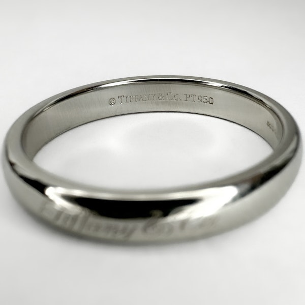 Tiffany & Co Platinum Wedding Band - Saddingtons Jewellery Stand 375 - image 2