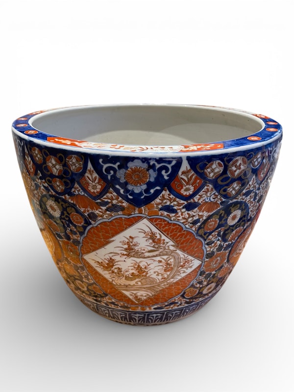 Imari Jardiniere - image 3
