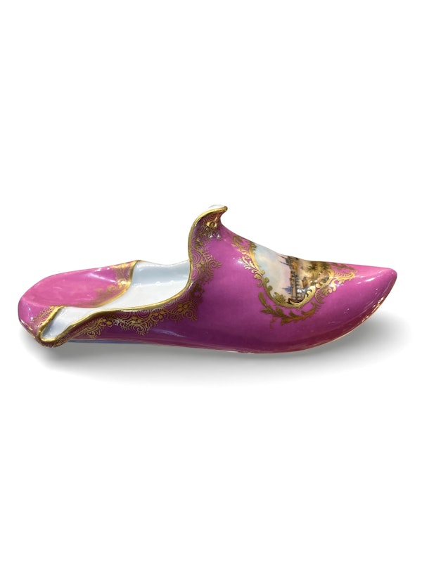 Meissen topographical slipper - image 3