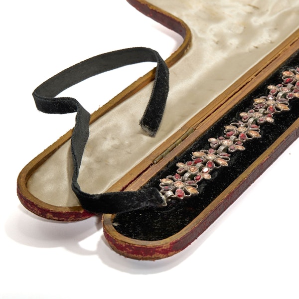 Iberian 18th Century Topaz Garnet and Rock Crystal Necklace - Charlotte Sayers - image 3