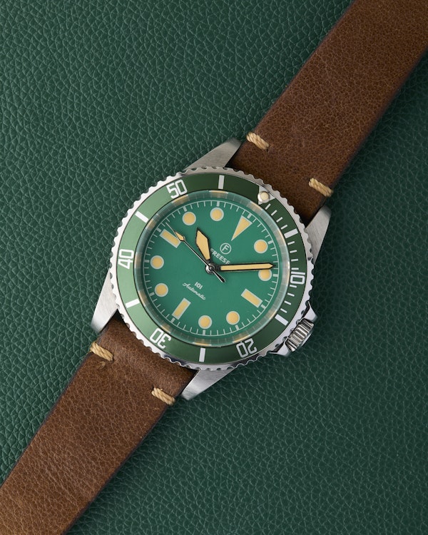 Freese 101 Green Dial Green Bezel Automatic Simon Freese Watch - image 3