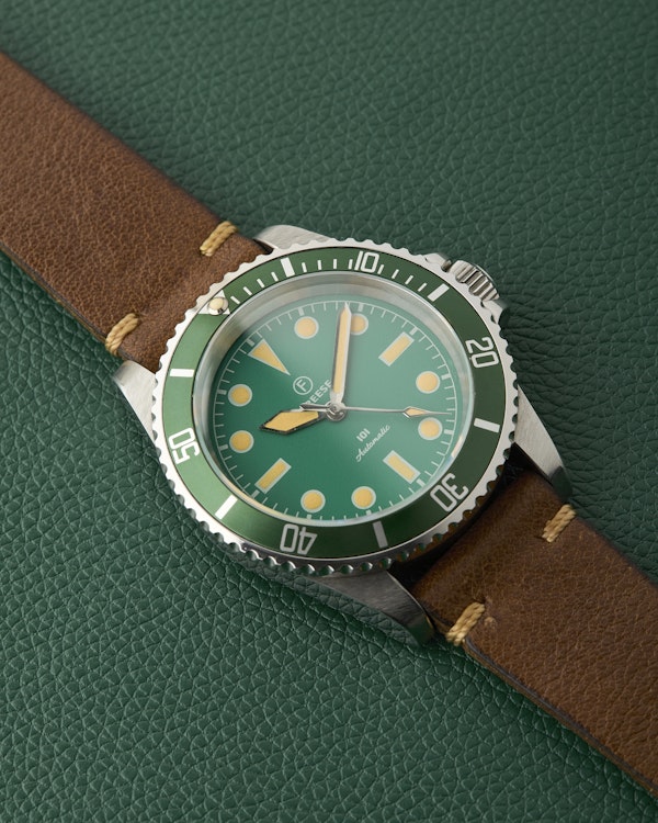 Freese 101 Green Dial Green Bezel Automatic Simon Freese Watch - image 10