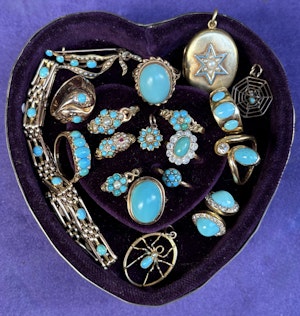 A Selection Of Turquoise Jewellery - Spectrum Antiques