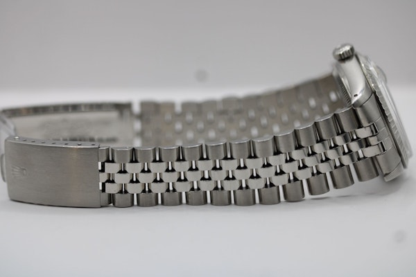 Rolex Datejust 36mm 16030 Box and Papers 1987 - image 11