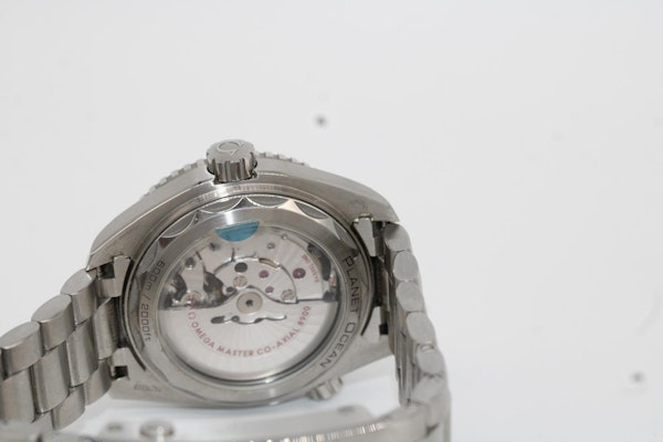 Omega Seamaster Planet Ocean 215.30.44.21.03.001 - image 13