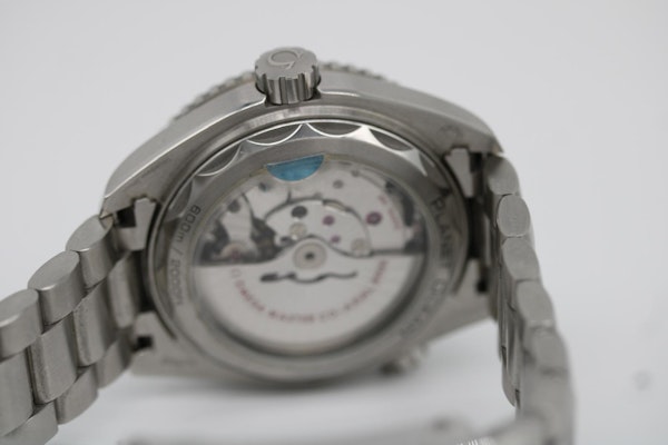 Omega Seamaster Planet Ocean 215.30.44.21.03.001 - image 14