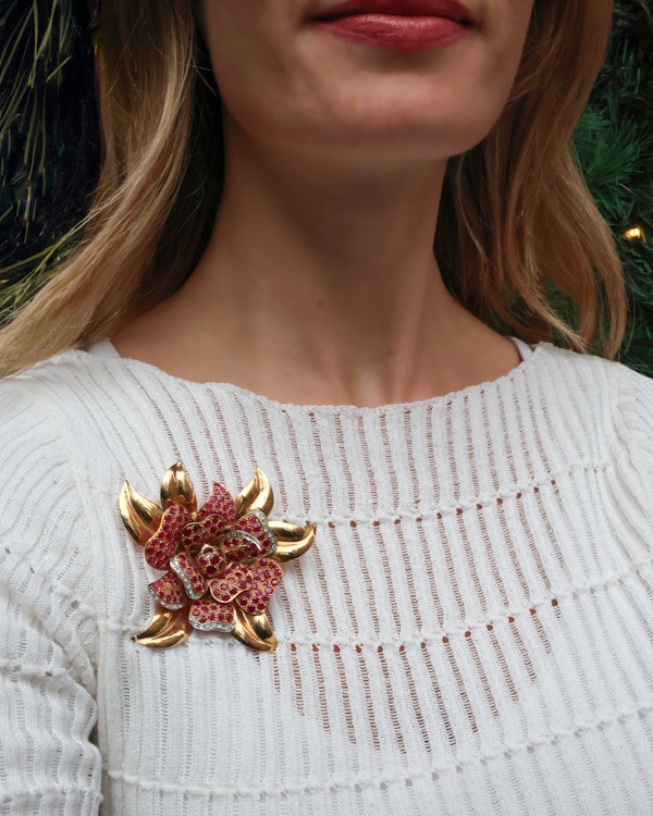 Lovely Vintage Ruby and Diamond Brooch at Deco&Vintage Ltd - image 2