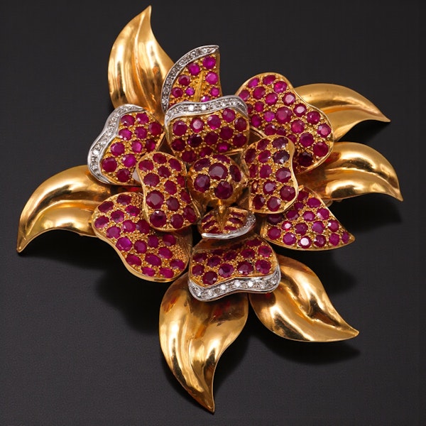 Lovely Vintage Ruby and Diamond Brooch at Deco&Vintage Ltd - image 3