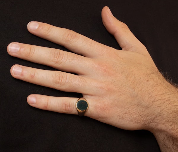 9ct Bloodstone Signet Ring- Spectrum Antiques - image 2