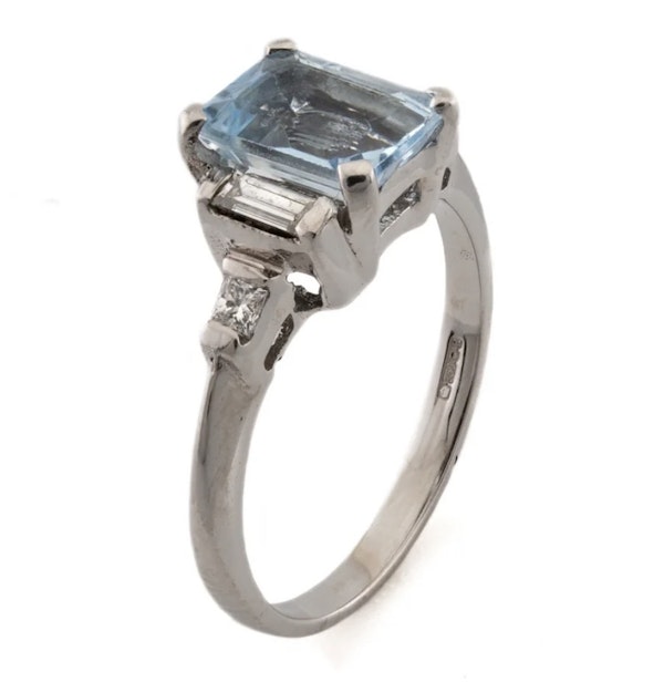 18ct Princess Cut Aquamarine and Diamond Ring - image 3