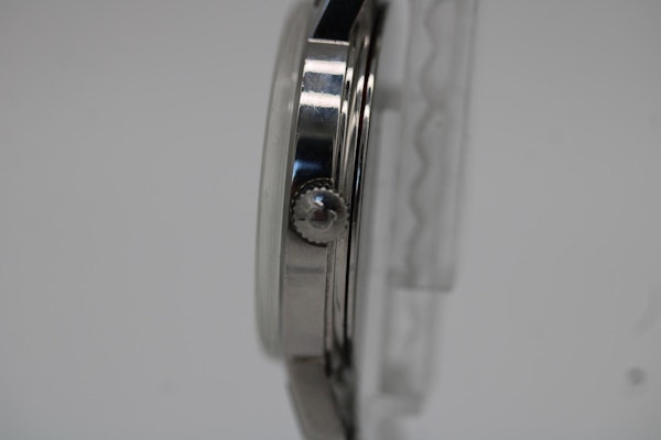 Omega Geneve 1360.104 - image 10