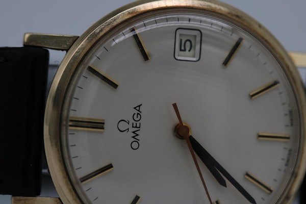 Omega Vintage Classic 132.5017 - image 11