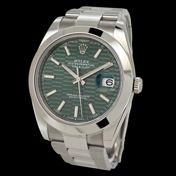 ROLEX DATEJUST 41 OYSTER GREEN MOTIF FULL SET 2023 126300-0021 - image 1