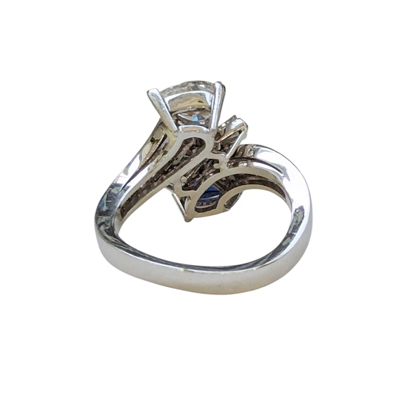 Vintage Sapphire, Diamond and White Gold Crossover Ring, Circa 1990 - image 10