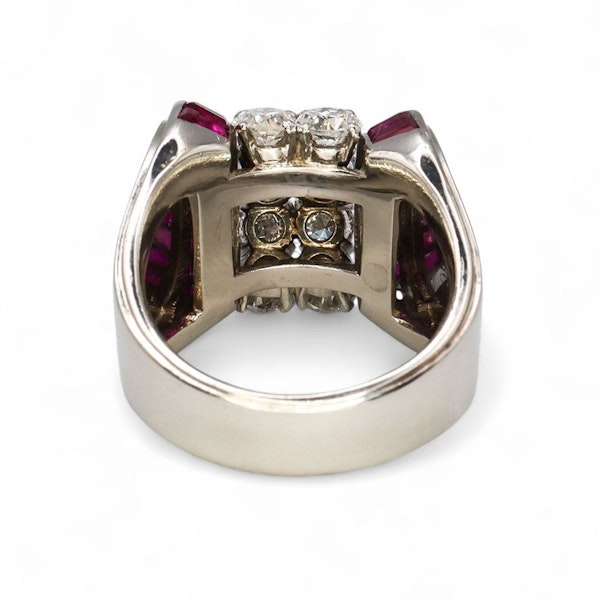 Late Art Deco Ruby, Diamond and Platinum Ring, Circa 1940 - image 6