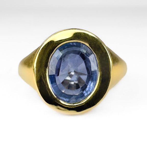 Sapphire Signet Ring - Saddingtons Jewellery Stand 375 - image 1