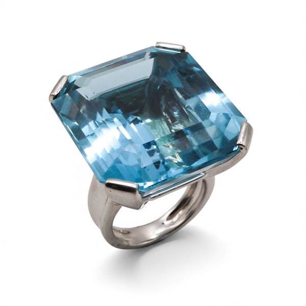 Vintage French Blue Topaz and White Gold Ring, Circa 1990 - image 3