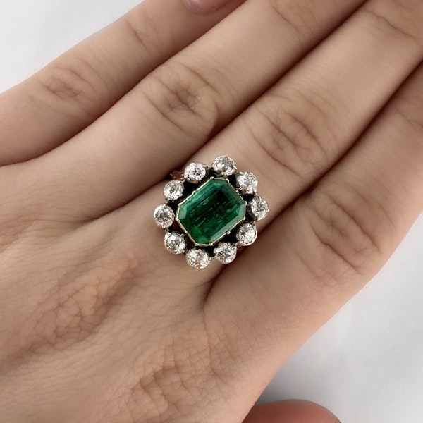 Victorian Emerald & Diamond Cluster Ring - Saddingtons Jewellery Stand 375 - image 4