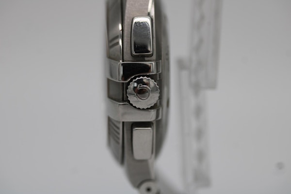 Omega Constellation Double Eagle 1514.51.00 - image 8