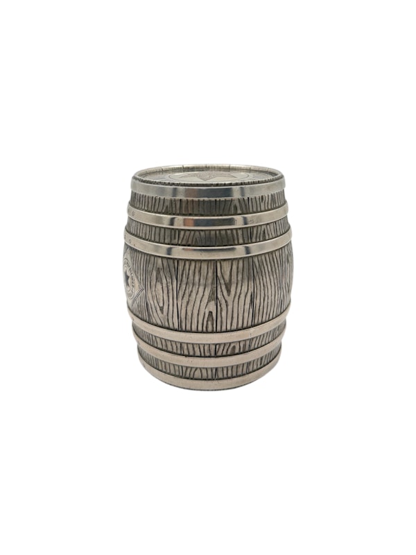 Russian silver and enamel trompe l'oeil barrel box, Moscow, c.1880 by Khlebnikov. - image 12