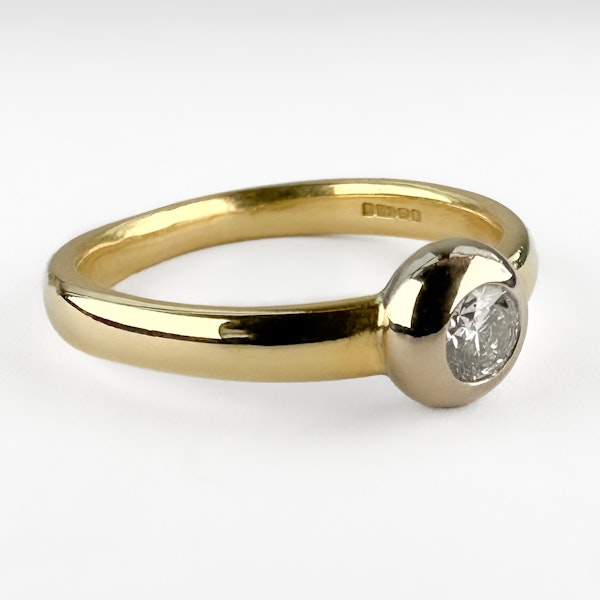 Single Stone Rub Over Diamond Ring - Saddingtons Jewellery Stand 375 - image 4