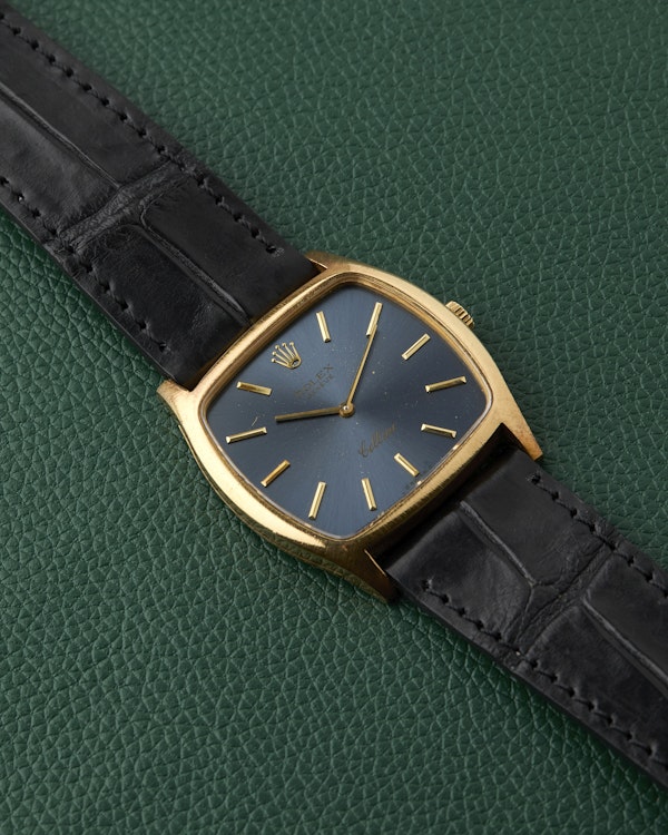 Rolex Cellini Ref. 3805 Blue Sunburst 18k Yellow Gold TV case 1976 - image 11