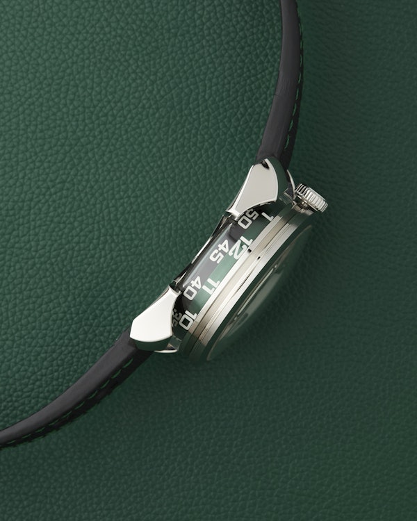 MB&F M.A.D. Editions Green M.A.D.1 with Box and UV Torch - image 5