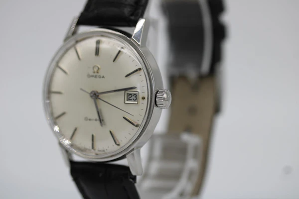 Omega Geneve 136.011 - image 7